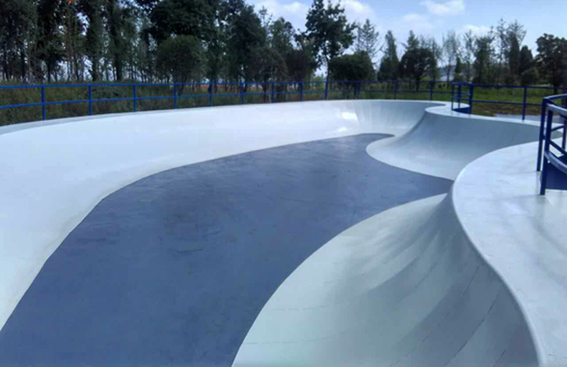 貴州省遵義市百草園旅游區極限運動場（碗池區）