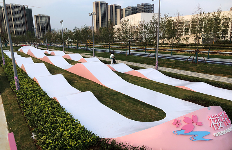 湖北省武漢市櫻花溪公園極限運動場（小輪車泵道區）
